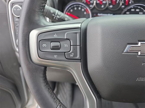 Used 2022 Chevrolet Silverado 1500 RST image 16