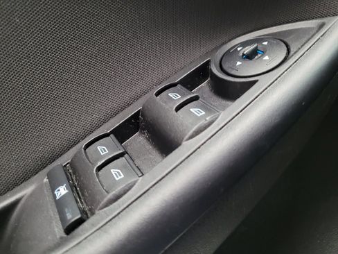 Used 2016 Ford Focus SE FWD image 27