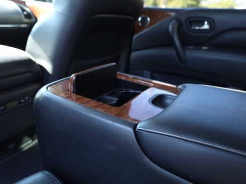 Used 2018 INFINITI QX80 2WD w/ Driver Assistance Package image 39