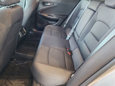 Used 2023 Chevrolet Malibu LT image 14