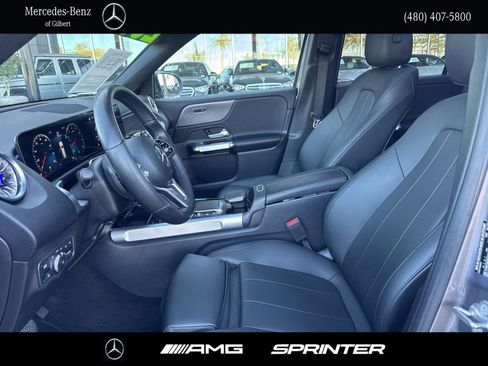 Used 2022 Mercedes-Benz GLB 250 image 8