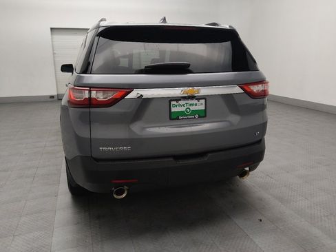 Used 2021 Chevrolet Traverse LT w/ LT Premium Package image 6