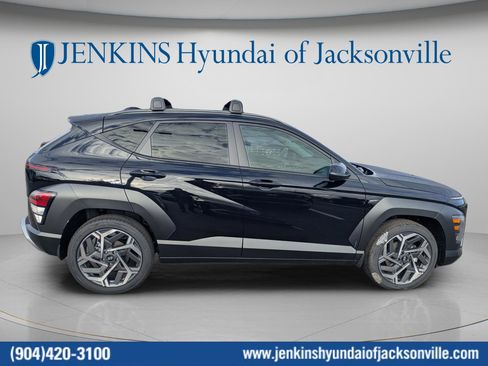 New 2026 Hyundai Kona SEL Premium FWD image 2