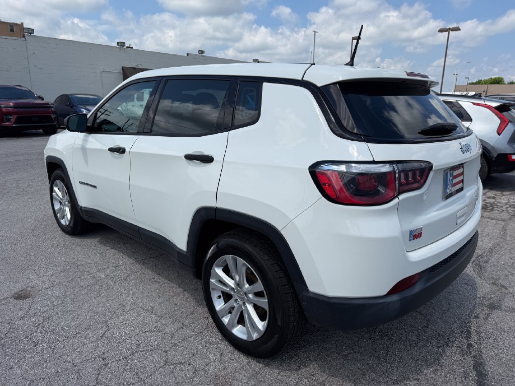 Used 2018 Jeep Compass Sport FWD image 21