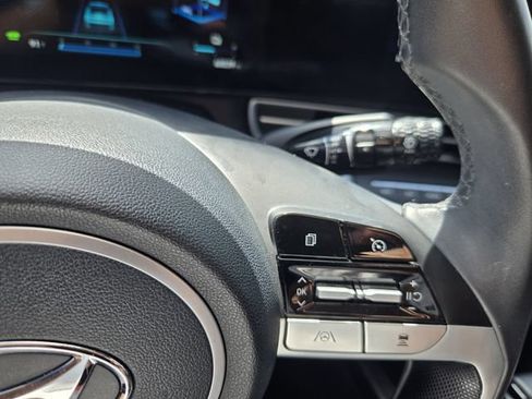 Used 2023 Hyundai Elantra Limited FWD image 26