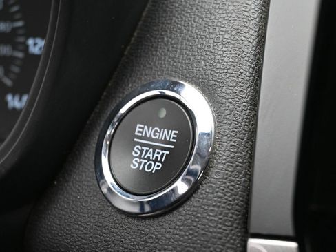 Used 2019 Ford EcoSport SE FWD image 18