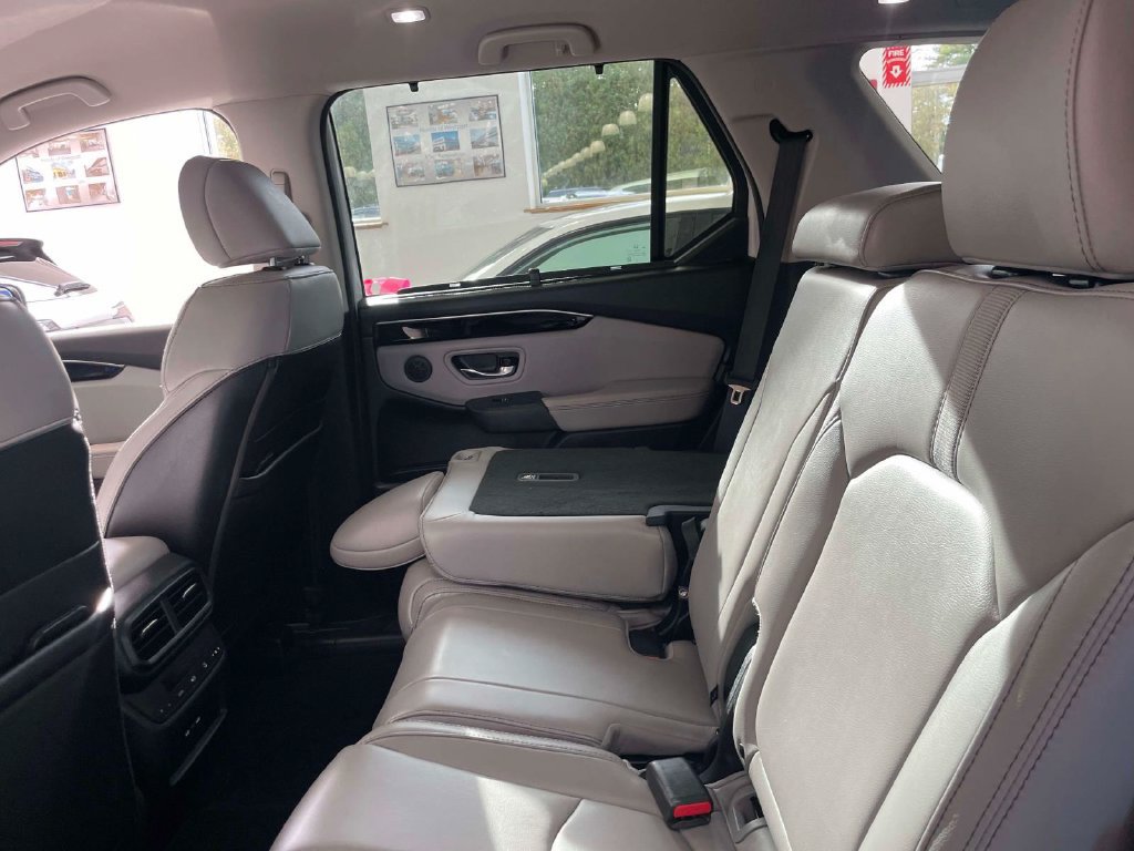 Used 2024 Honda Pilot EX-L image 10