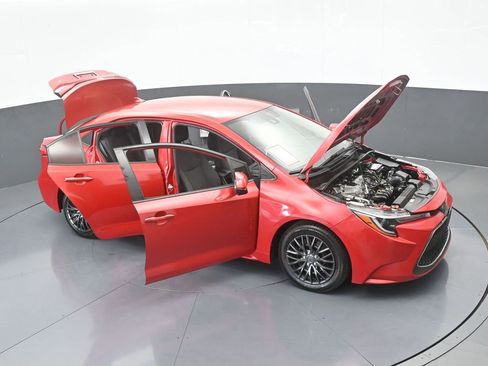 Used 2020 Toyota Corolla LE image 66