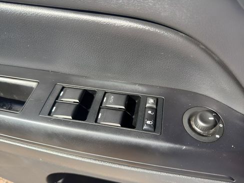 Used 2015 Jeep Patriot Latitude image 24