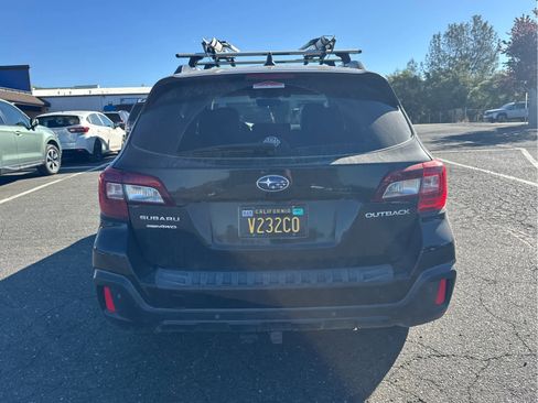 Used 2018 Subaru Outback 2.5i Touring w/ Popular Package #3 image 6