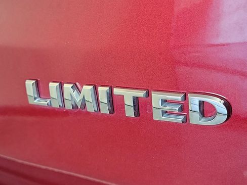 Used 2020 Jeep Grand Cherokee Limited w/ Luxury Group II RWD image 7