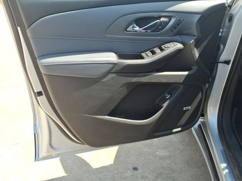 Used 2018 Chevrolet Traverse Premier w/ LPO, Floor Liner Package AWD/4WD image 11