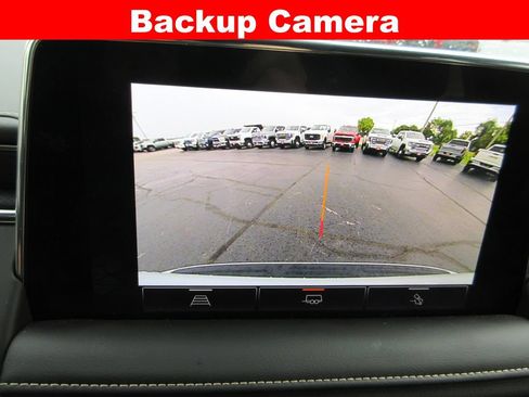 Certified 2023 GMC Yukon SLT w/ Max Trailering Package AWD/4WD image 16