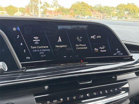 Certified 2023 Cadillac Escalade ESV Sport w/ LPO, ONYX Package image 16