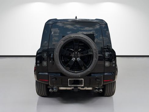 New 2026 Land Rover Defender 110 X-Dynamic SE AWD/4WD image 4