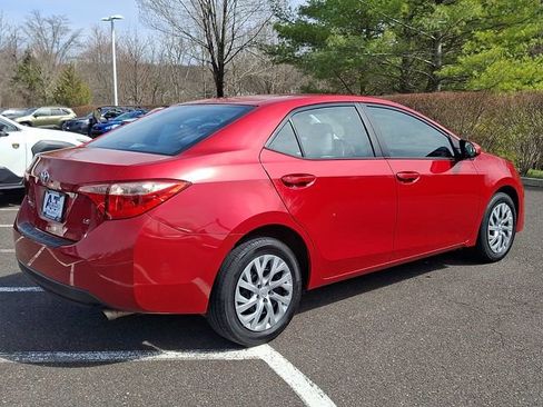 Used 2019 Toyota Corolla LE image 6