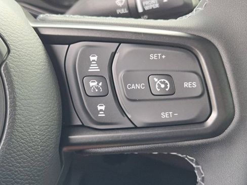 New 2026 Jeep Gladiator Sport AWD/4WD image 38
