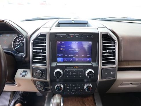 Used 2020 Ford F150 Limited w/ Trailer Tow Package AWD/4WD image 19