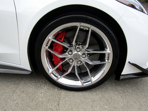 Used 2025 Chevrolet Corvette Z06 w/ Z07 Performance Package image 22