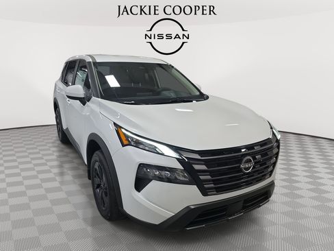 New 2026 Nissan Rogue SV w/ Cold Weather Package image 3