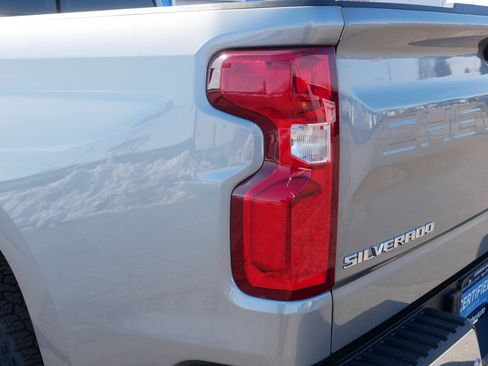 Certified 2025 Chevrolet Silverado 1500 LTZ image 17