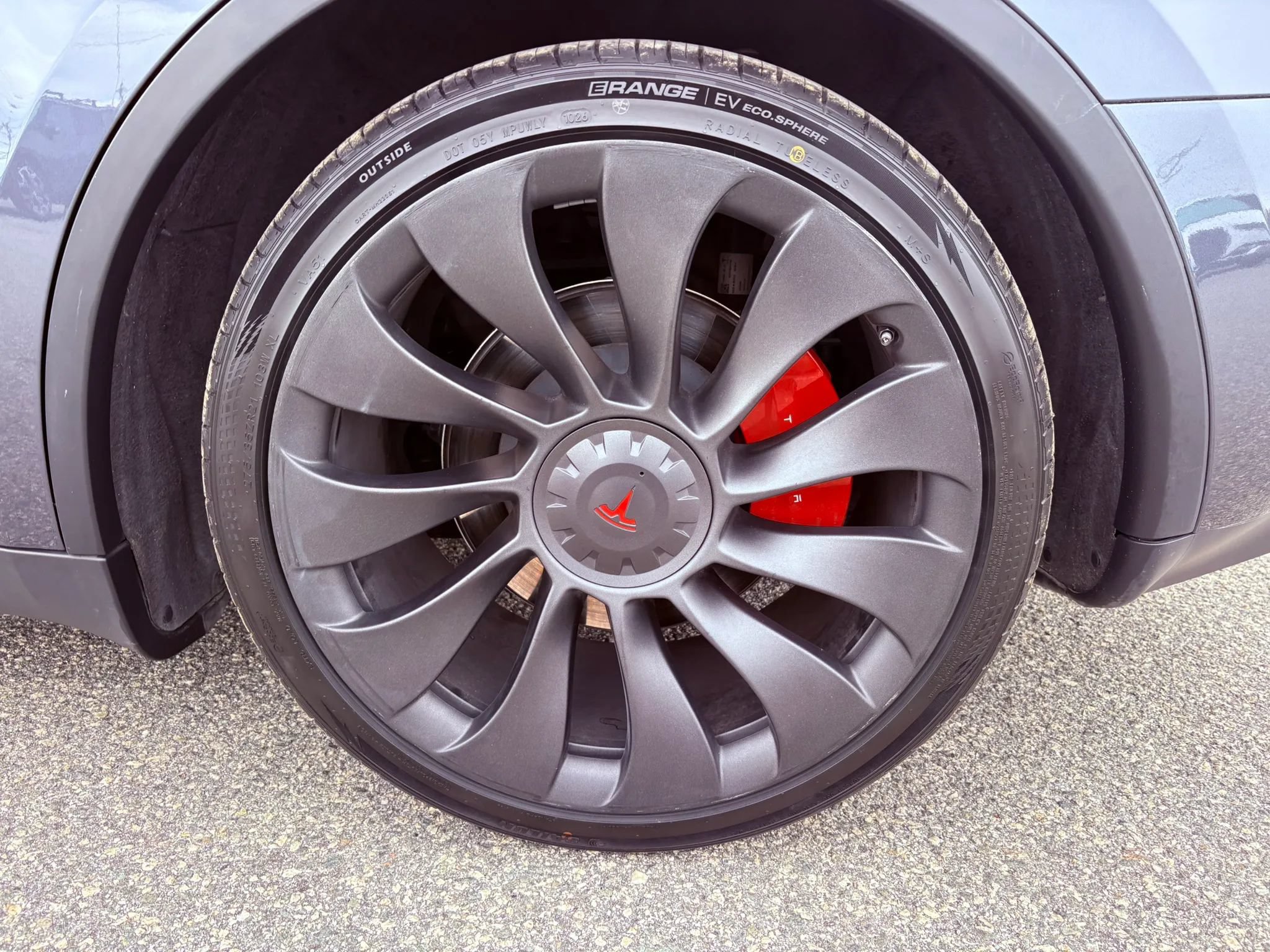 Used 2023 Tesla Model Y Performance AWD/4WD image 34