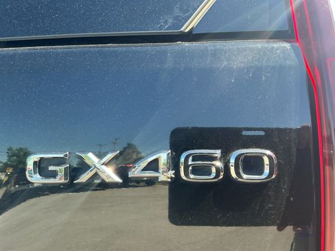 Used 2019 Lexus GX 460 Premium AWD/4WD image 16