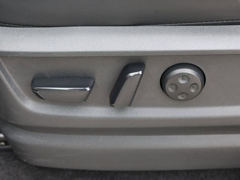 Certified 2025 INFINITI QX80 Luxe image 18