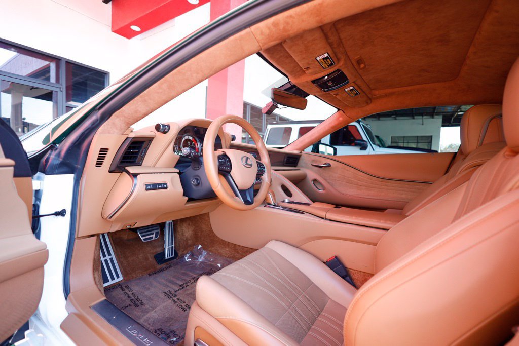 Used 2022 Lexus LC 500 Coupe w/ Touring Package RWD image 24