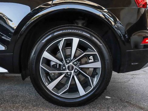 Used 2022 Audi Q5 2.0T Premium w/ Convenience Package image 10