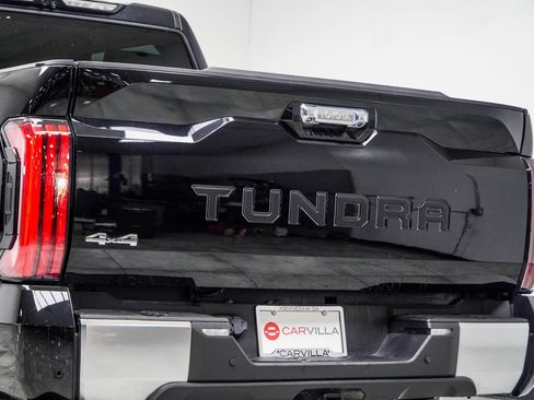 Used 2024 Toyota Tundra Limited AWD/4WD image 13