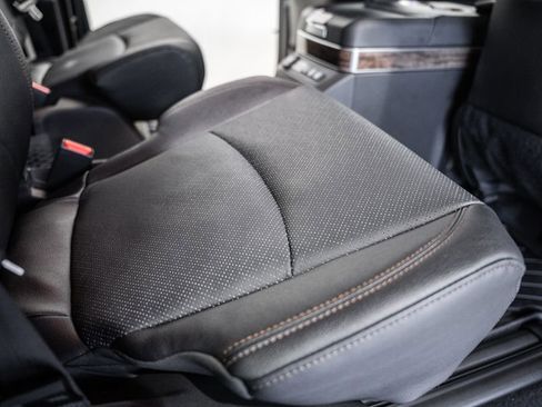 New 2026 Toyota Sienna Platinum image 34