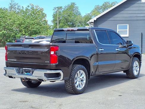Used 2019 Chevrolet Silverado 1500 LTZ w/ LTZ Plus Package image 7
