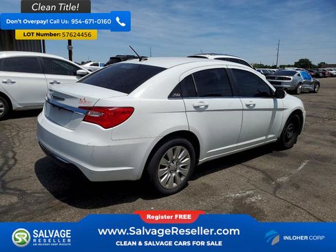 Used 2013 Chrysler 200 LX FWD image 4