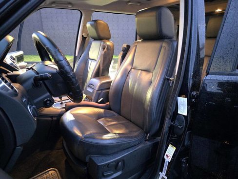 Used 2010 Land Rover LR4 HSE LUX AWD/4WD image 18