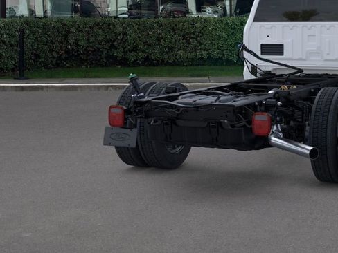 New 2025 Ford F550 4x4 Regular Cab Super Duty image 21