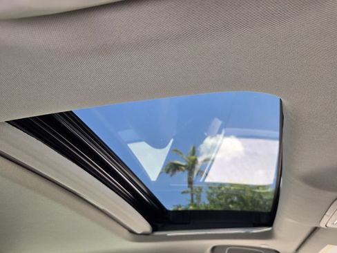 Certified 2023 Honda Accord EX image 17
