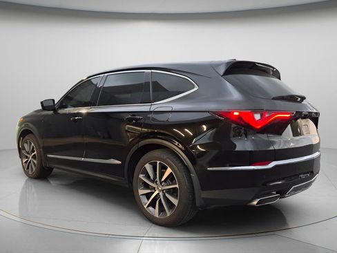 Used 2025 Acura MDX FWD w/ Technology Package image 4