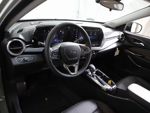 New 2026 Chevrolet Trax ACTIV image 11