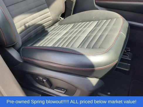 Used 2025 Ford Explorer ST-Line w/ ST-Line Street Pack AWD/4WD image 49