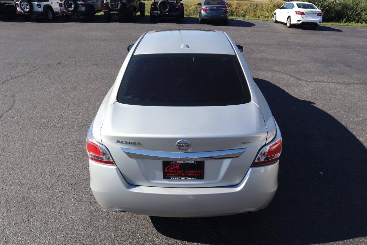 Used 2015 Nissan Altima 2.5 SL w/ Moonroof Package FWD image 8