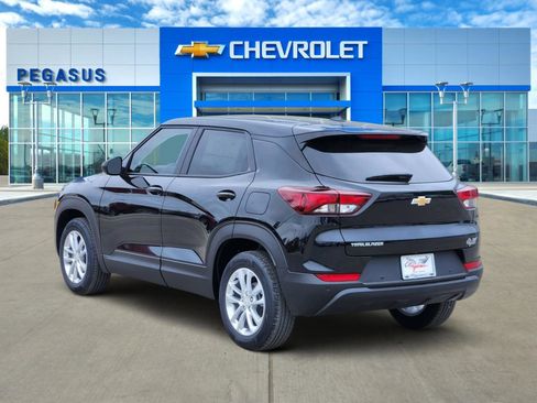 New 2026 Chevrolet TrailBlazer LS FWD image 4
