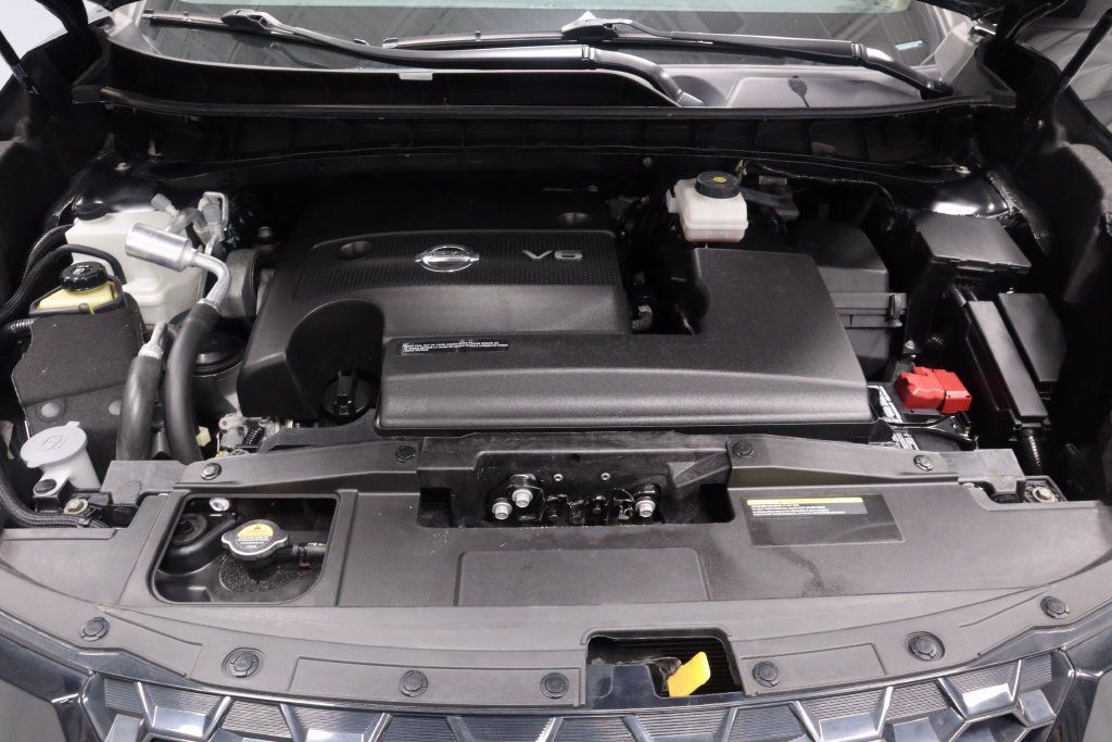 Certified 2024 Nissan Murano SV w/ SV Midnight Edition Package AWD/4WD image 17