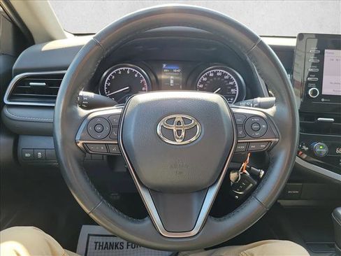 Used 2023 Toyota Camry SE image 18