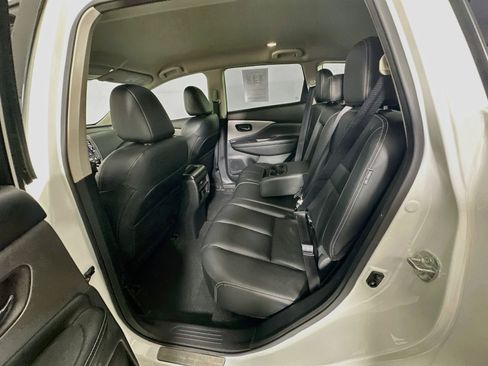 Used 2023 Nissan Murano SV w/ SV Midnight Edition Package FWD image 25