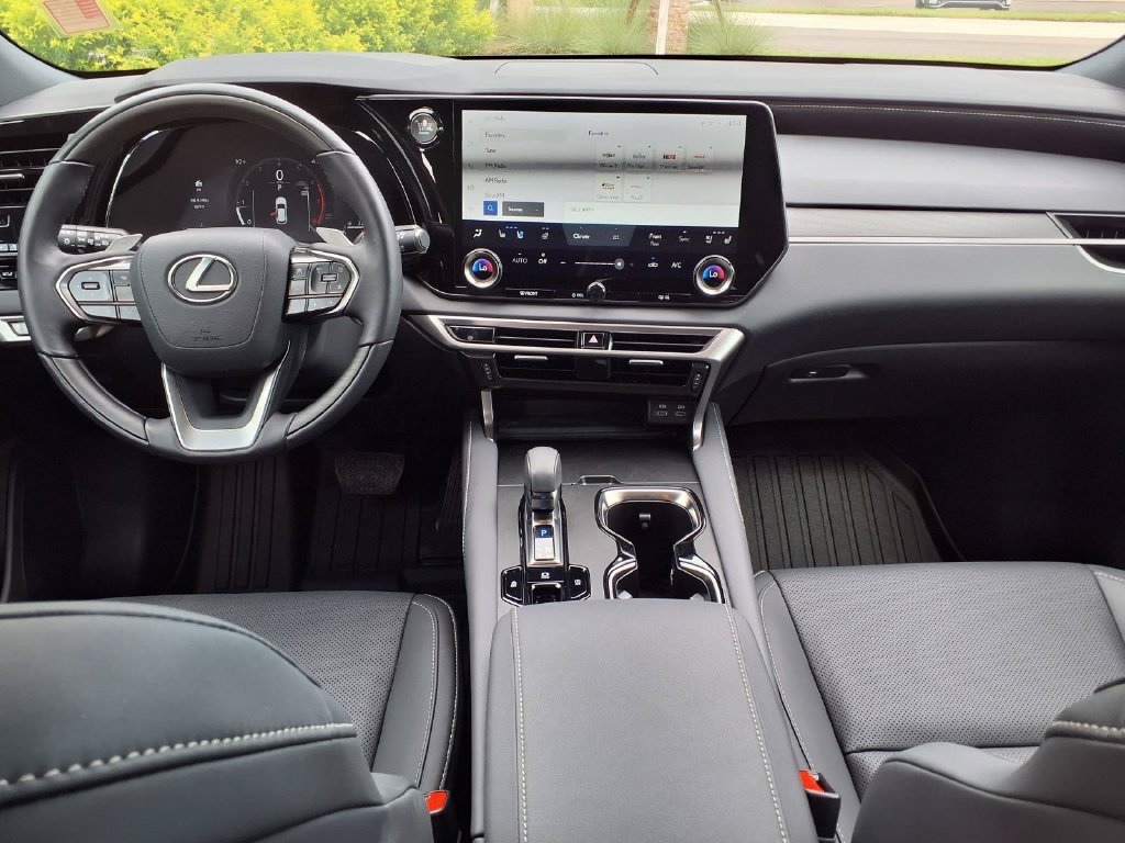 Used 2025 Lexus RX 350 Premium FWD image 19