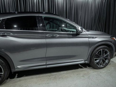 Used 2023 INFINITI QX55 Essential w/ Accent Package image 4