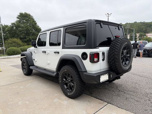 Used 2021 Jeep Wrangler Unlimited Sport AWD/4WD image 6