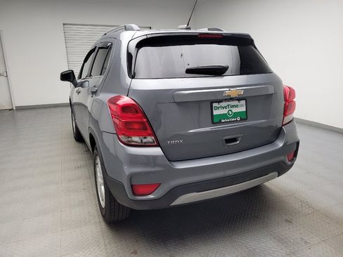 Used 2020 Chevrolet Trax LT FWD image 6