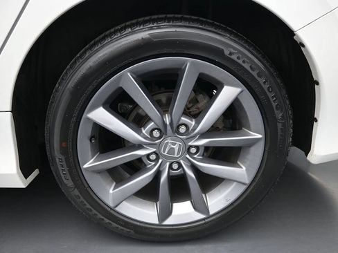 Used 2019 Honda Civic EX image 27